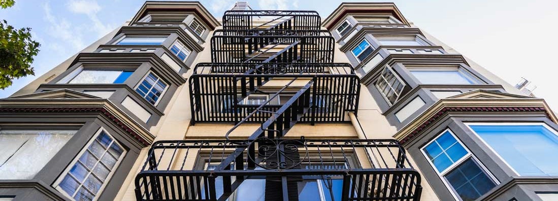 Exterior view of multifamily residential building in Berkeley, California. Find California renters insurance.