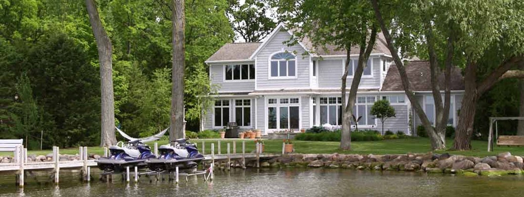 Luxury Vacation Home On The Lakefront. How to insure a vacation home.