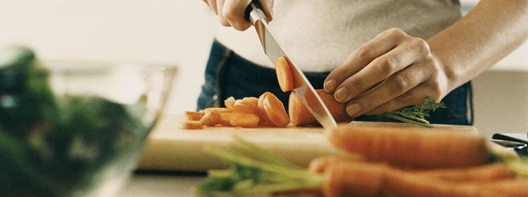 cutting vegetables 