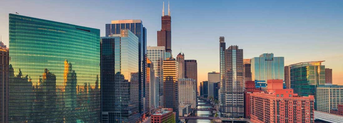 Cityscape image of Chicago downtown at sunrise. Find Chicago, Illinois business insurance.