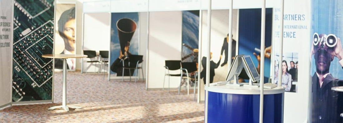 Tradeshow set up. Find trade show installation and dismantling service insurance.