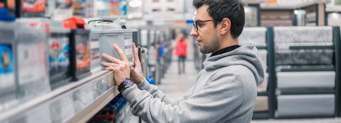 Automotive battery dealer