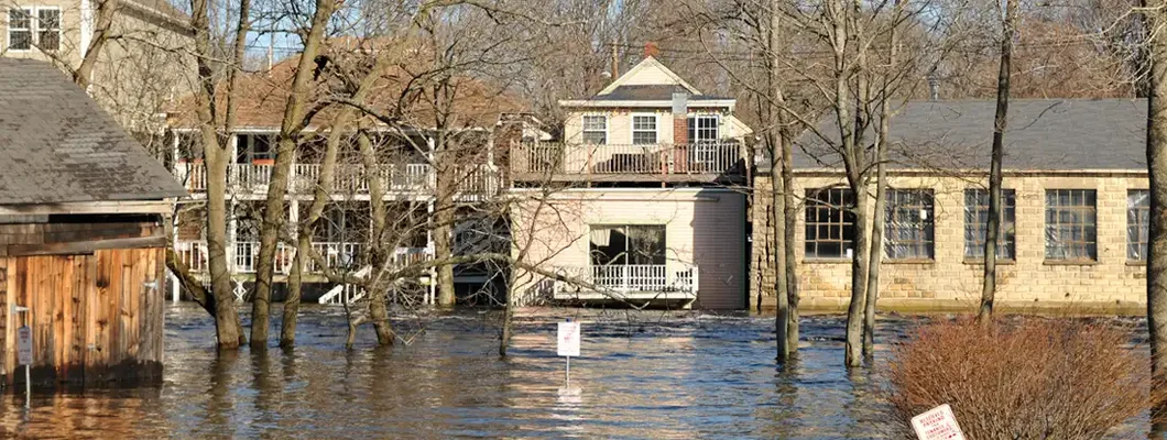 River flooding in Washington DC. Find Washington DC flood insurance.