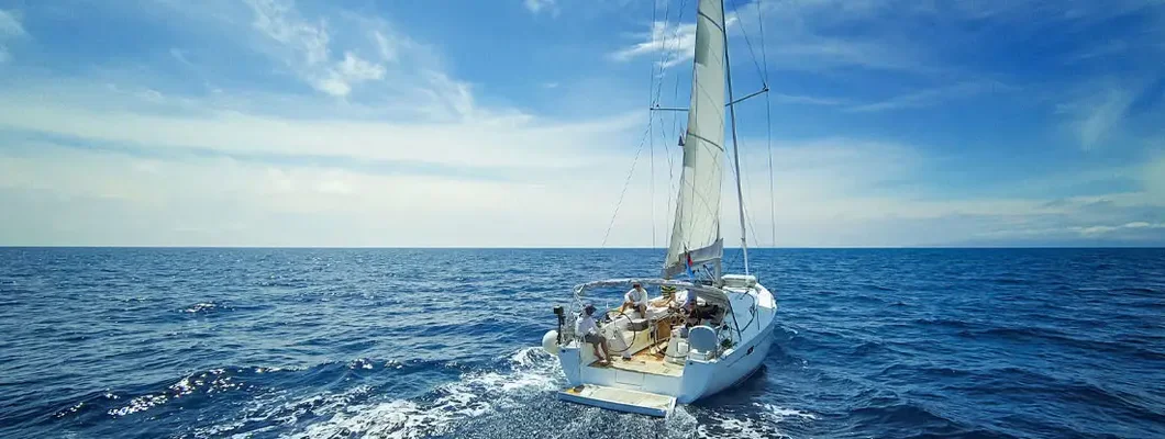 Sailing with sailboat. Find Sailboat Insurance.