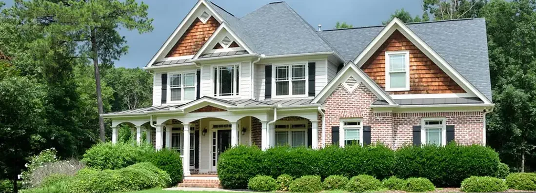 Large home in residential neighborhood. Find College Grove, Tennessee home insurance.