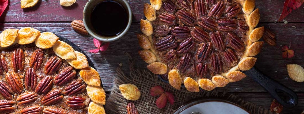 pecan pie on wood background