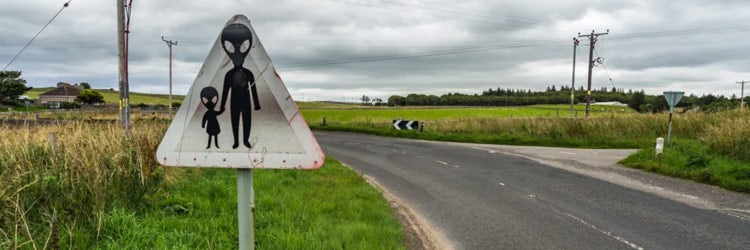 alien crossing