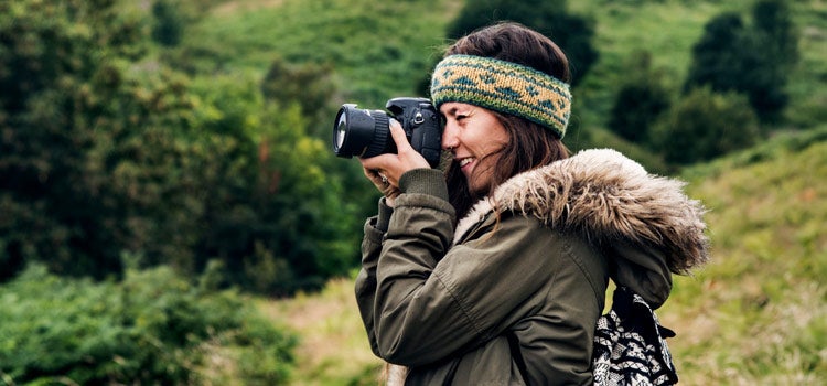 photographer woman in nature