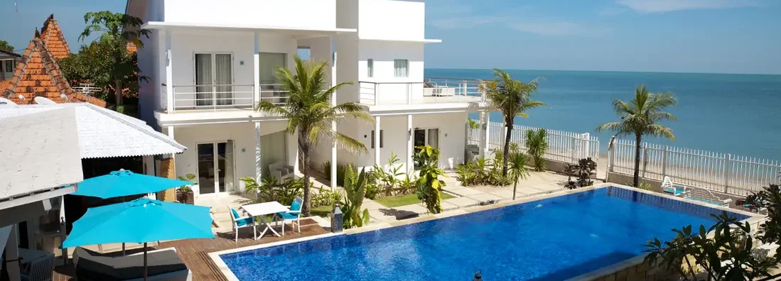 Beautiful villa with a swimming pool by the beach. Feel Protected with Total Peace of Mind While on Vacation.