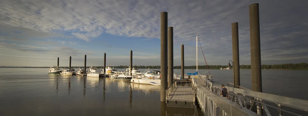 Transient dock at Paducah riverfront. Find Kentucky Boat Insurance.