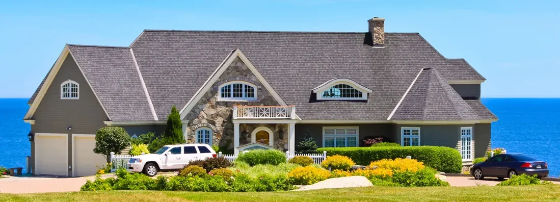 Luxury House on the water. Find Rhode Island umbrella insurance.