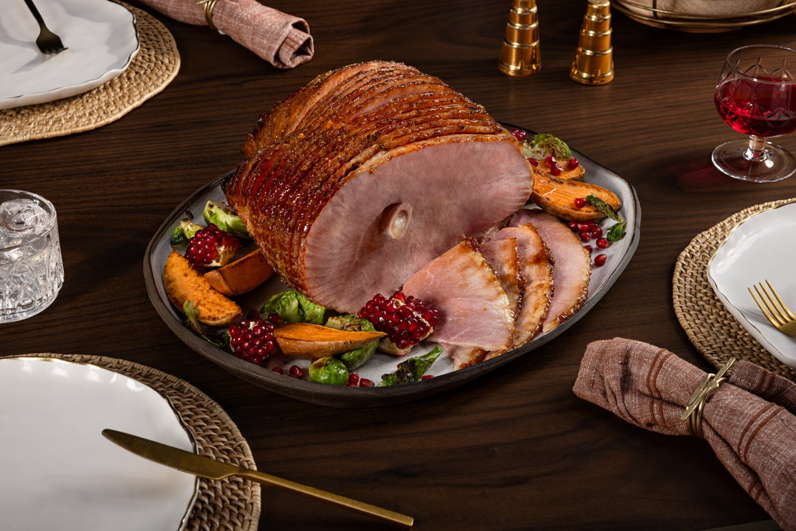 The beauty of Friendsgiving is that it’s a potluck-style event, so everyone contributes to the meal. As the host, you’ll want to take charge of the main course and coordinate the sides, desserts, and drinks with your guests.