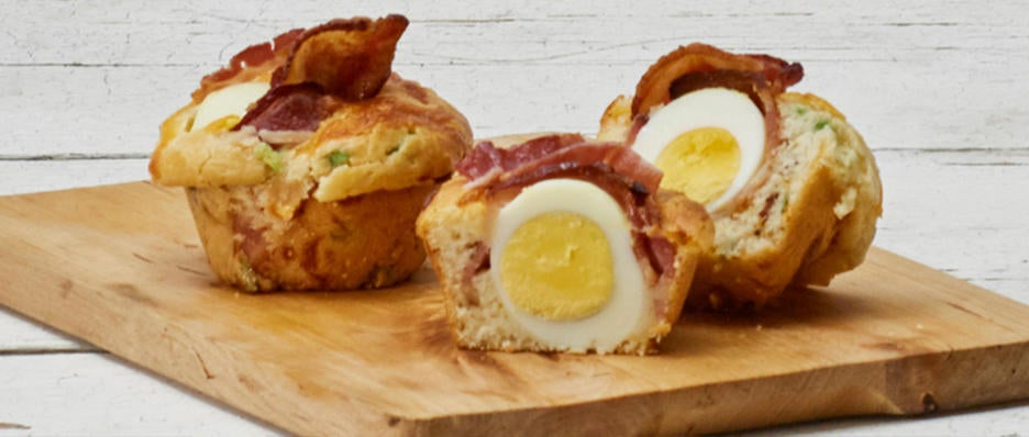 Surprise Bacon, Egg and Cheddar Muffins