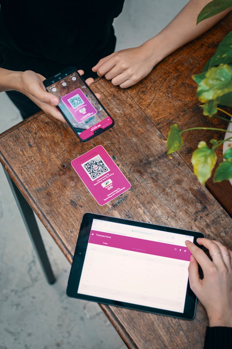 All possibilities to pay safe using the app