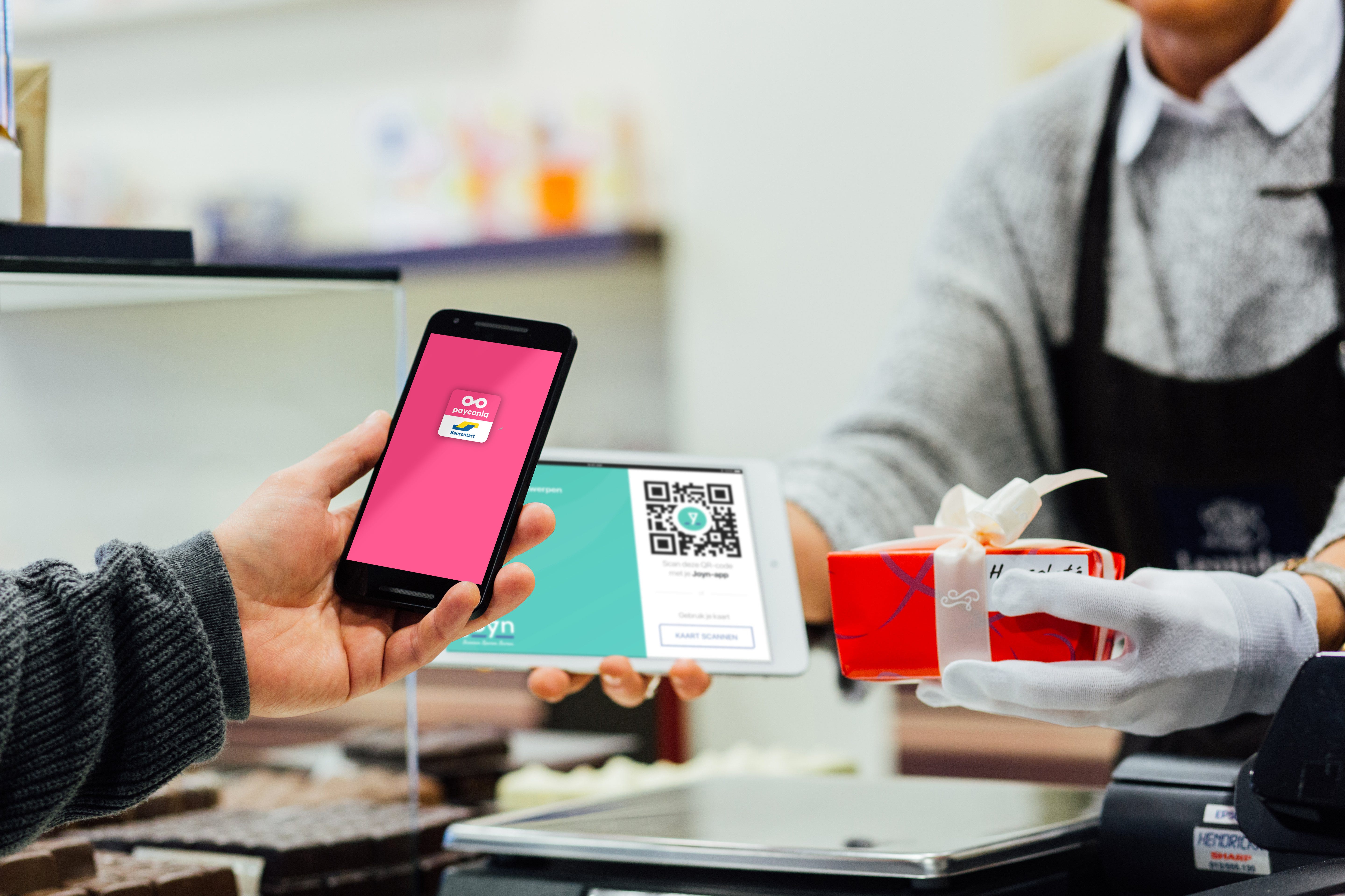 Pay mobile and save points with Joyn