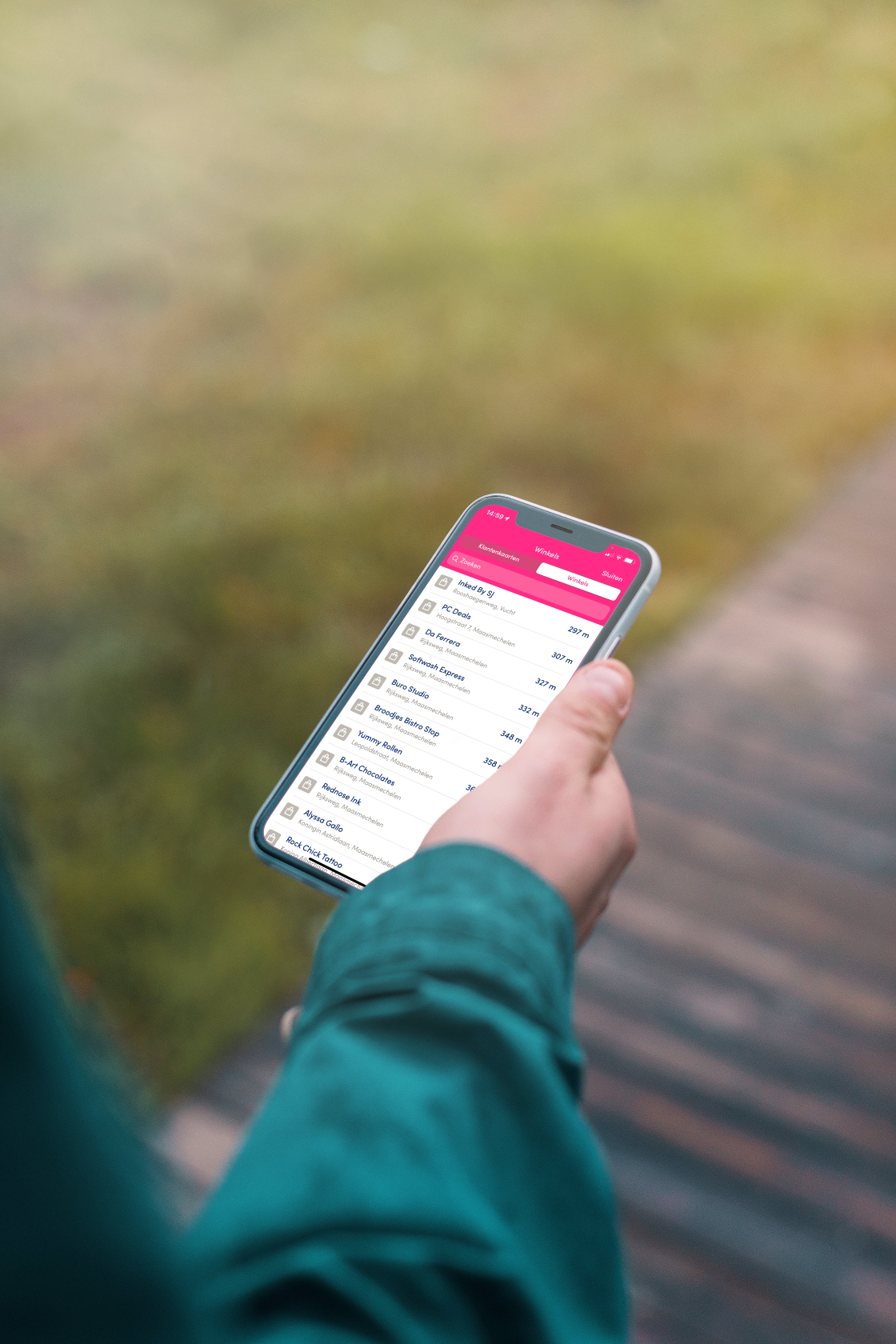 All possibilities to pay safe using the app