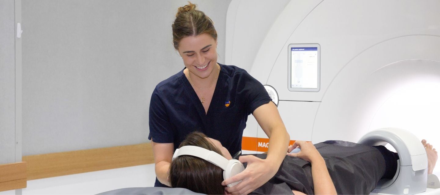 MRI patient with I-MED radiographer