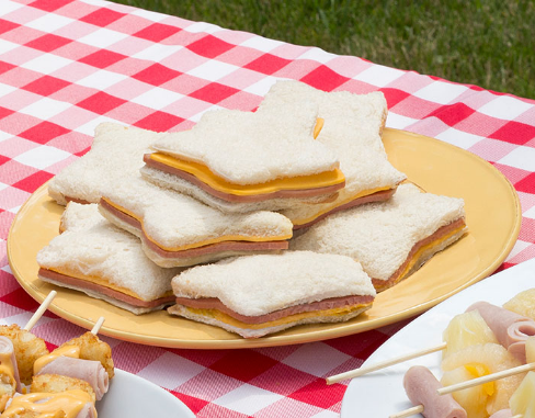 Bologna Sandwich Stars