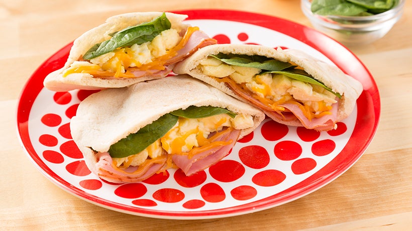 Breakfast Pita Pockets