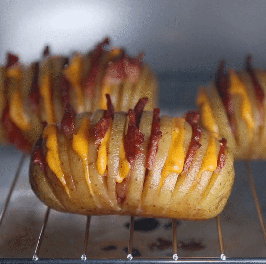 Cheesy Bacon Hasselback Potatoes
