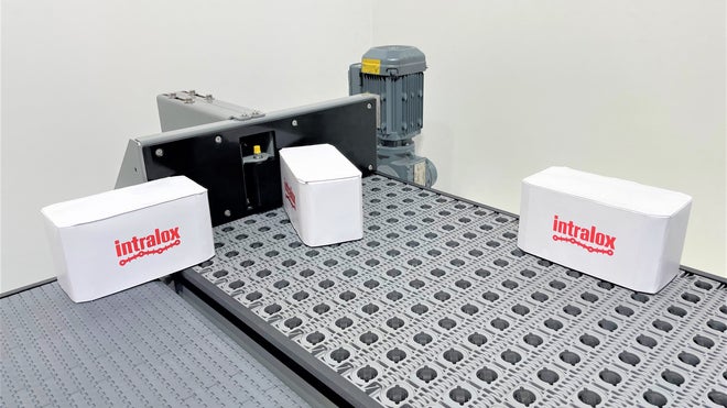 Cajas blancas en la giradora de cajas ARB