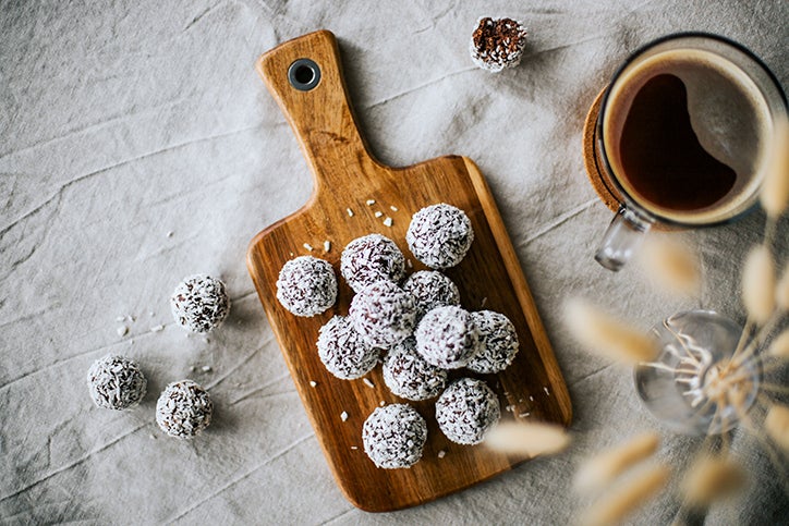 Diabetes friendly snack balls