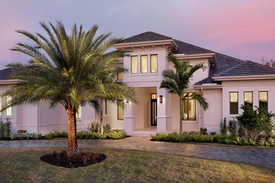 QW Glendale Front Ext NDNS.jpg