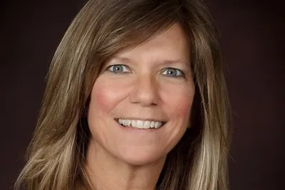 Victoria White head shot.jpg