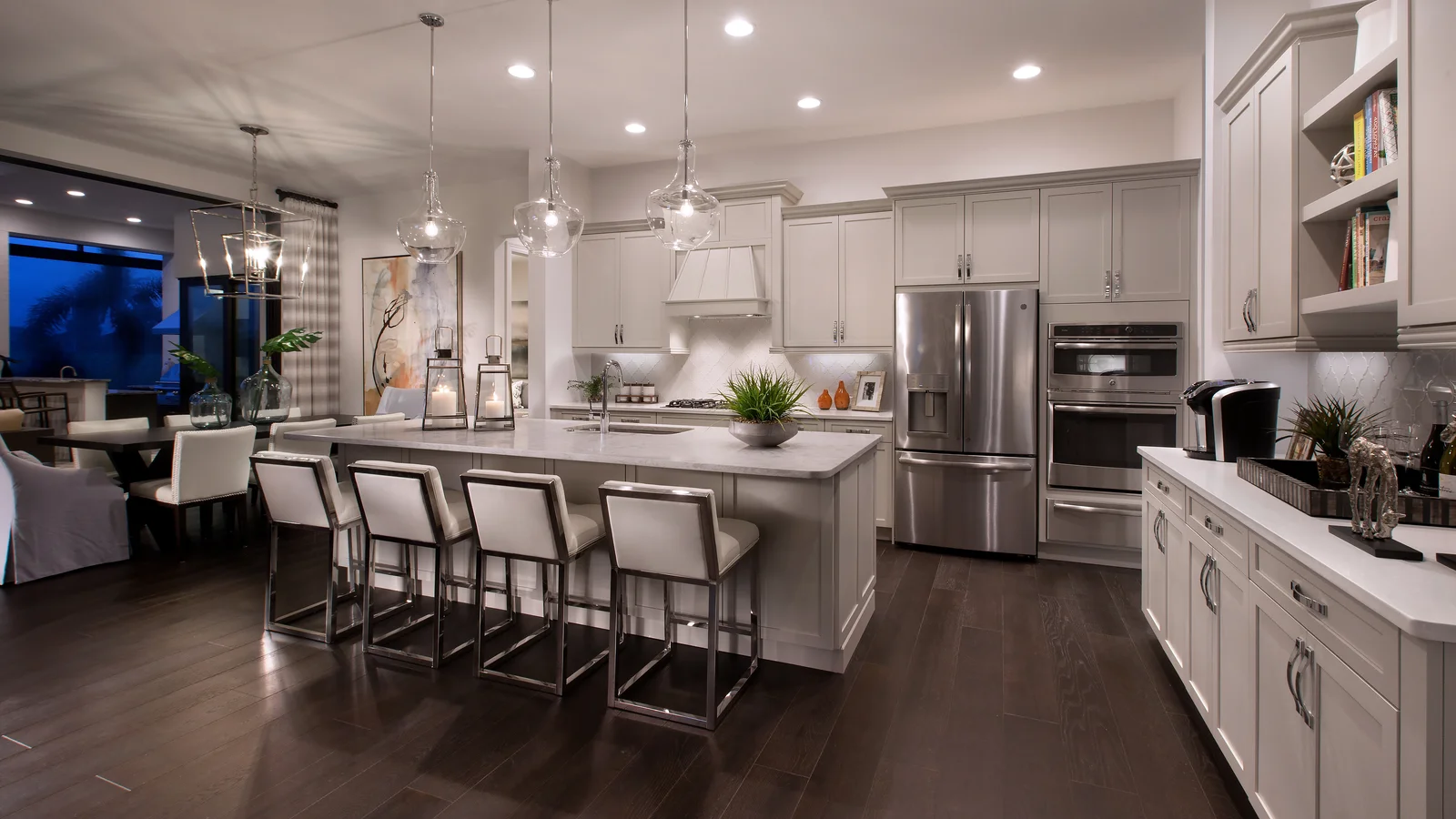STOCK Signature Home Sales Continue in Country Club East