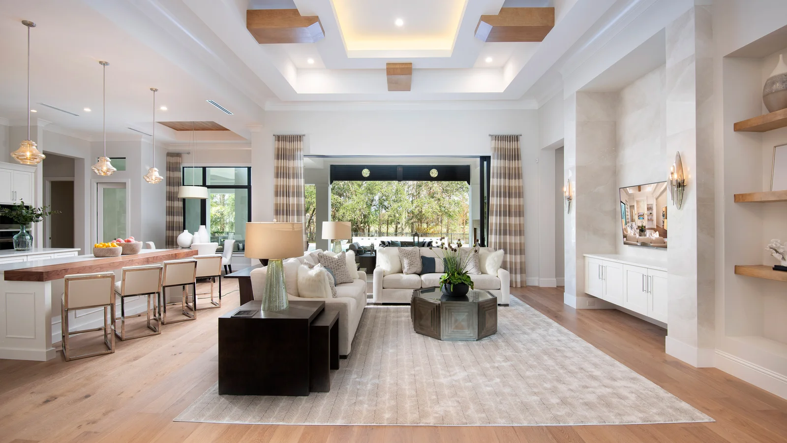 Furnished Glendale Model Now Open In Quail West