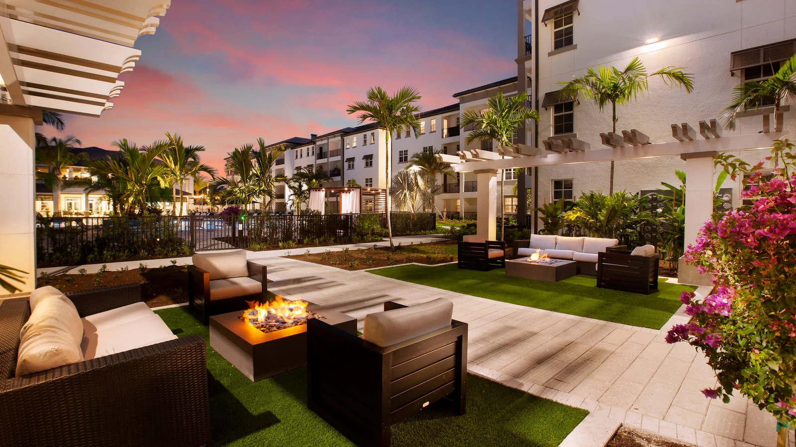 Inspira Luxury Apartments in Naples Florida