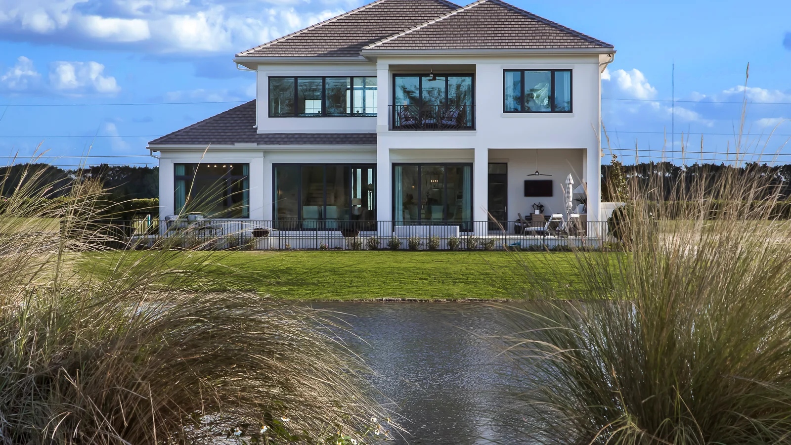 STOCK CUSTOM HOMES SELLS THIRD ESTATE HOME IN WELLINGTON AREA