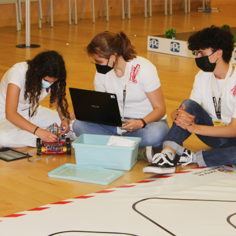 2021-CE-EMEA-ATSI-Robotics-Challenge_in-line-image_760X760px_HL.png