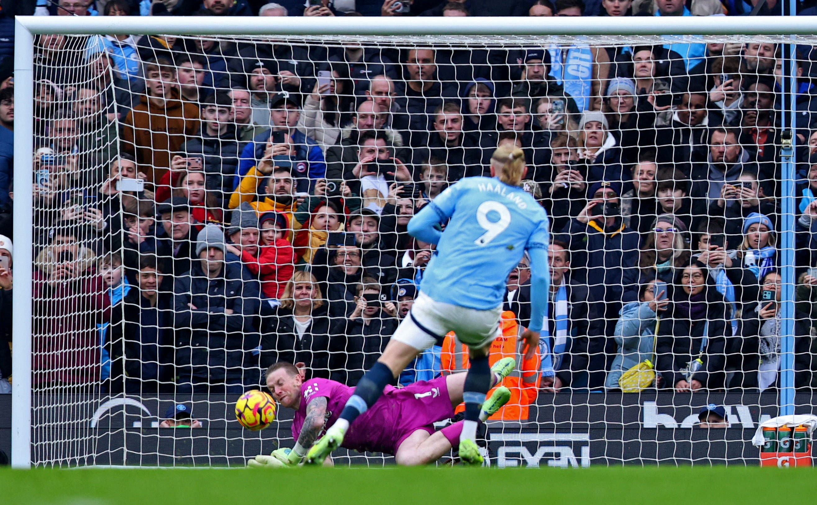 Manchester City vs Everton.