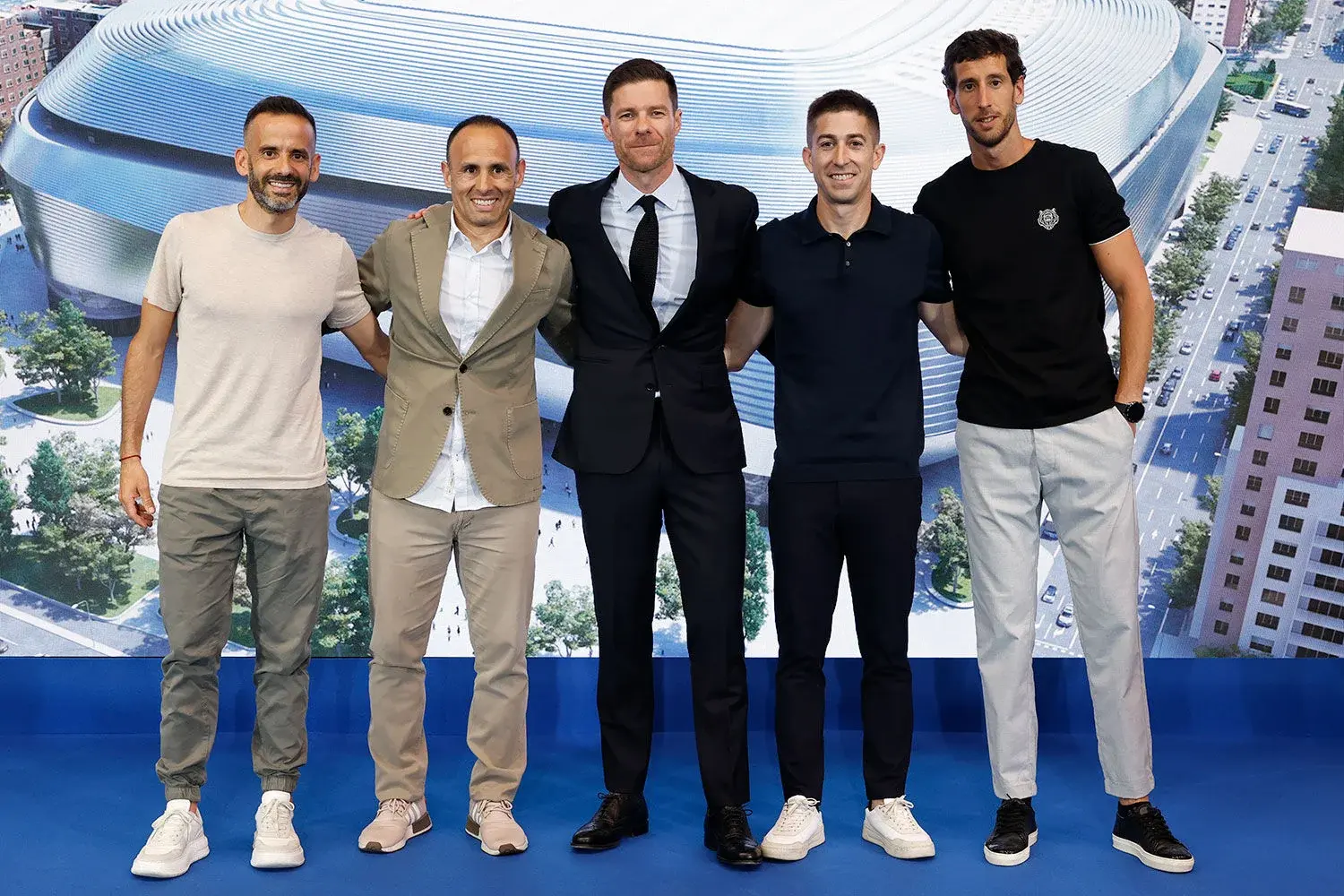Cuerpo técnico Xavi