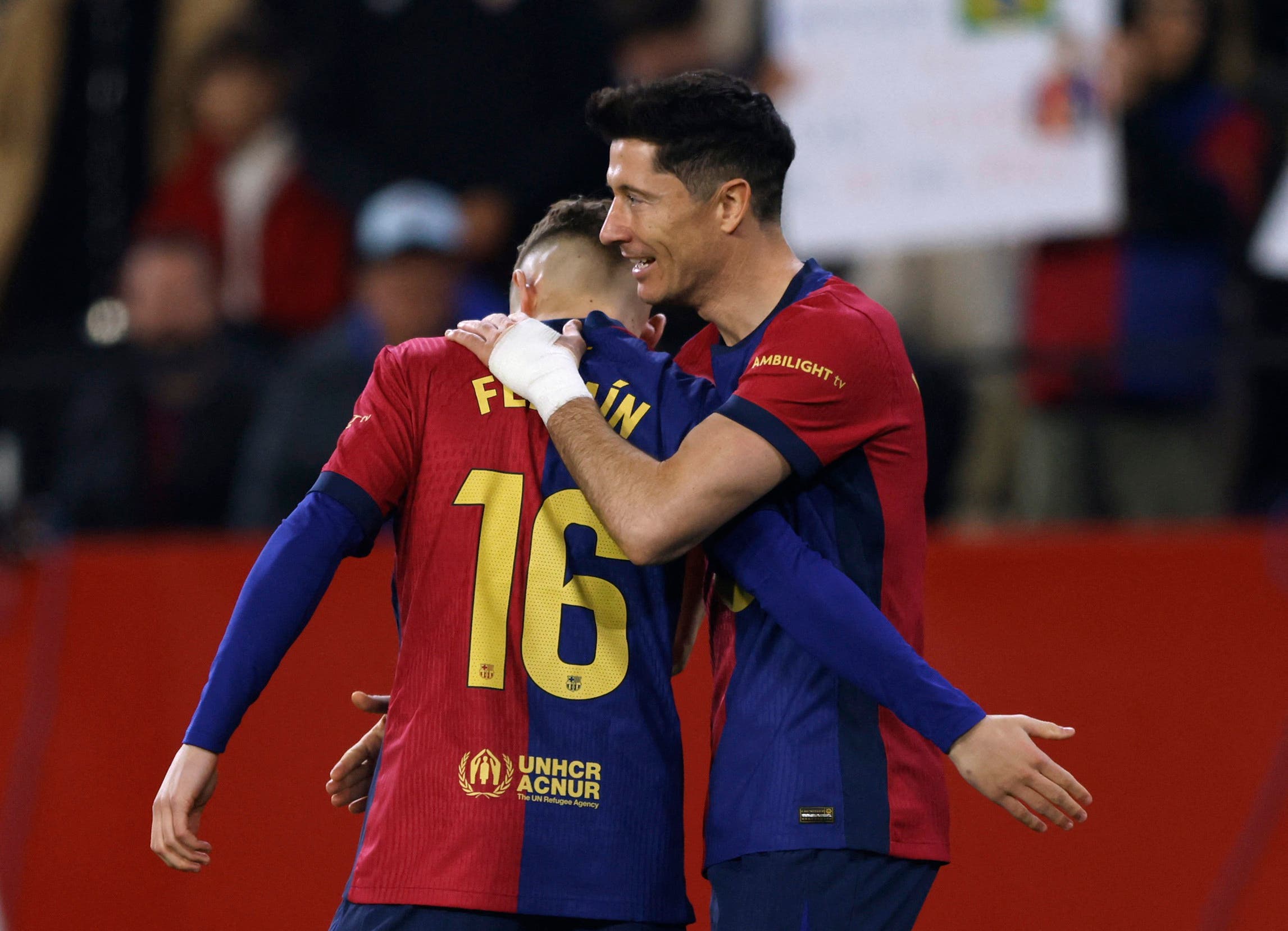 Robert Lewandowski Fermín López FC Barcelona