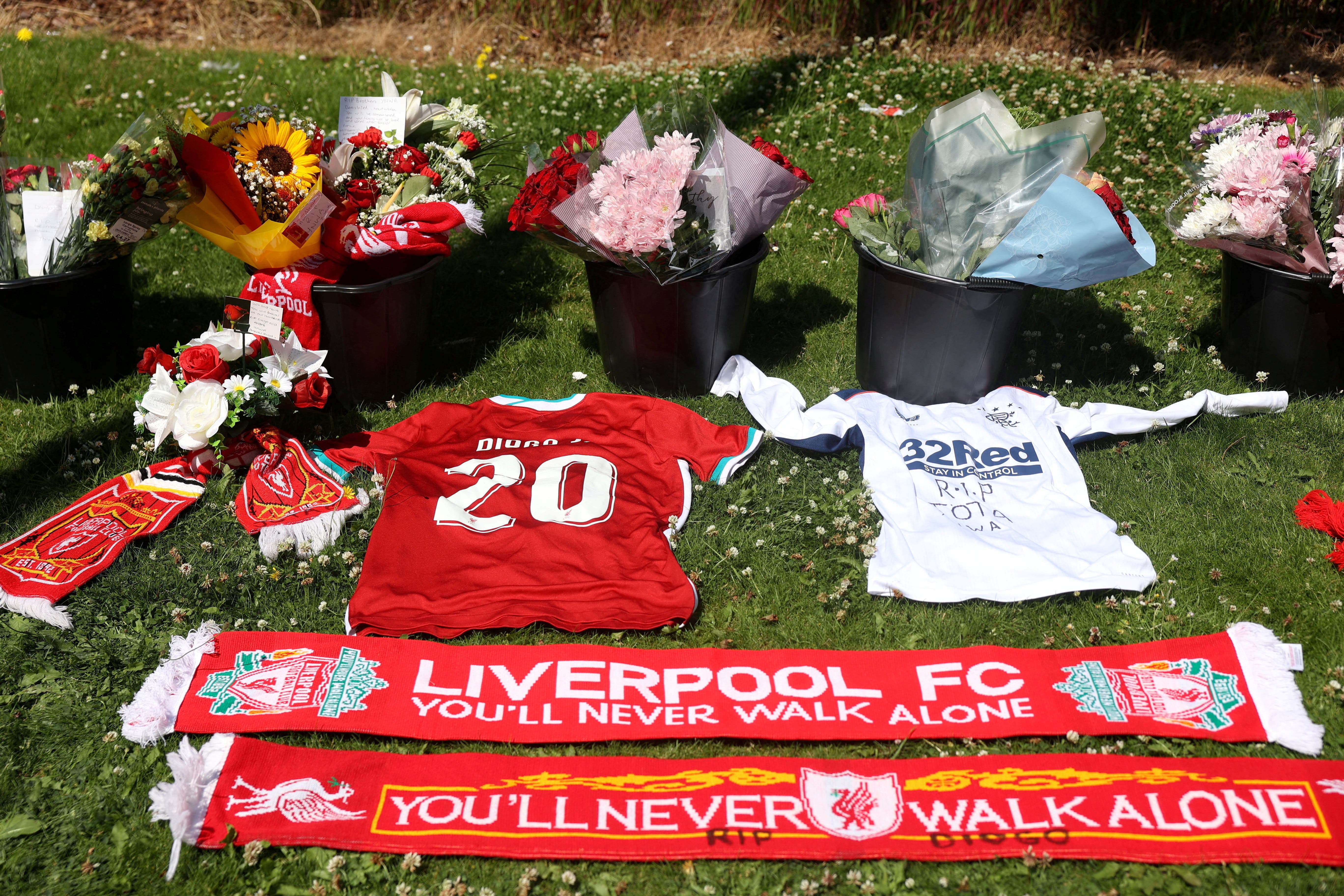 Liverpool's Portuguese forward Diogo Jota dies in car crash in Spain