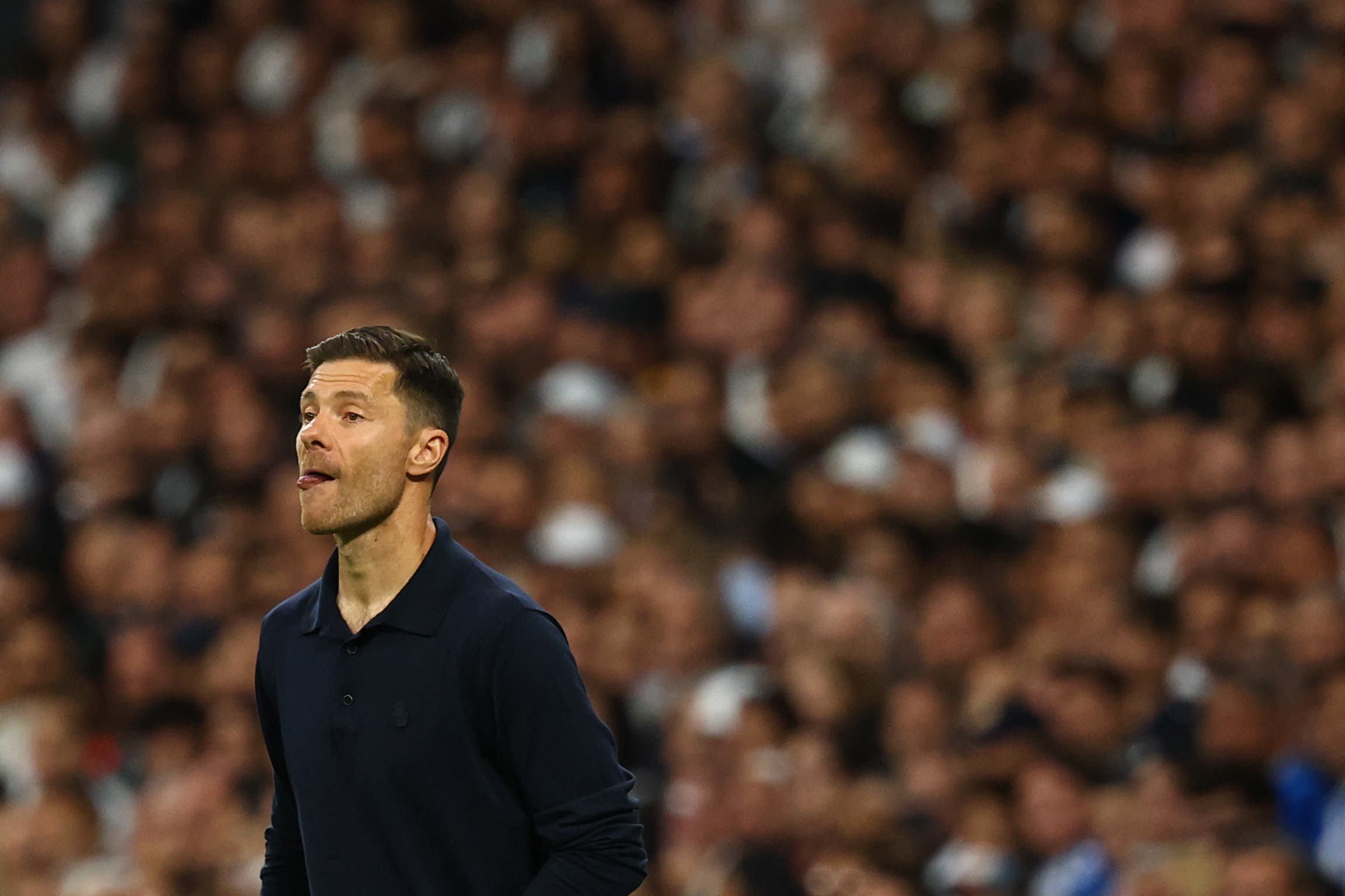 Soccer Football - LaLiga - Real Madrid v FC Barcelona - Santiago Bernabeu, Madrid, Spain - October 26, 2025 Real Madrid coach Xabi Alonso reacts REUTERS/Susana Vera
