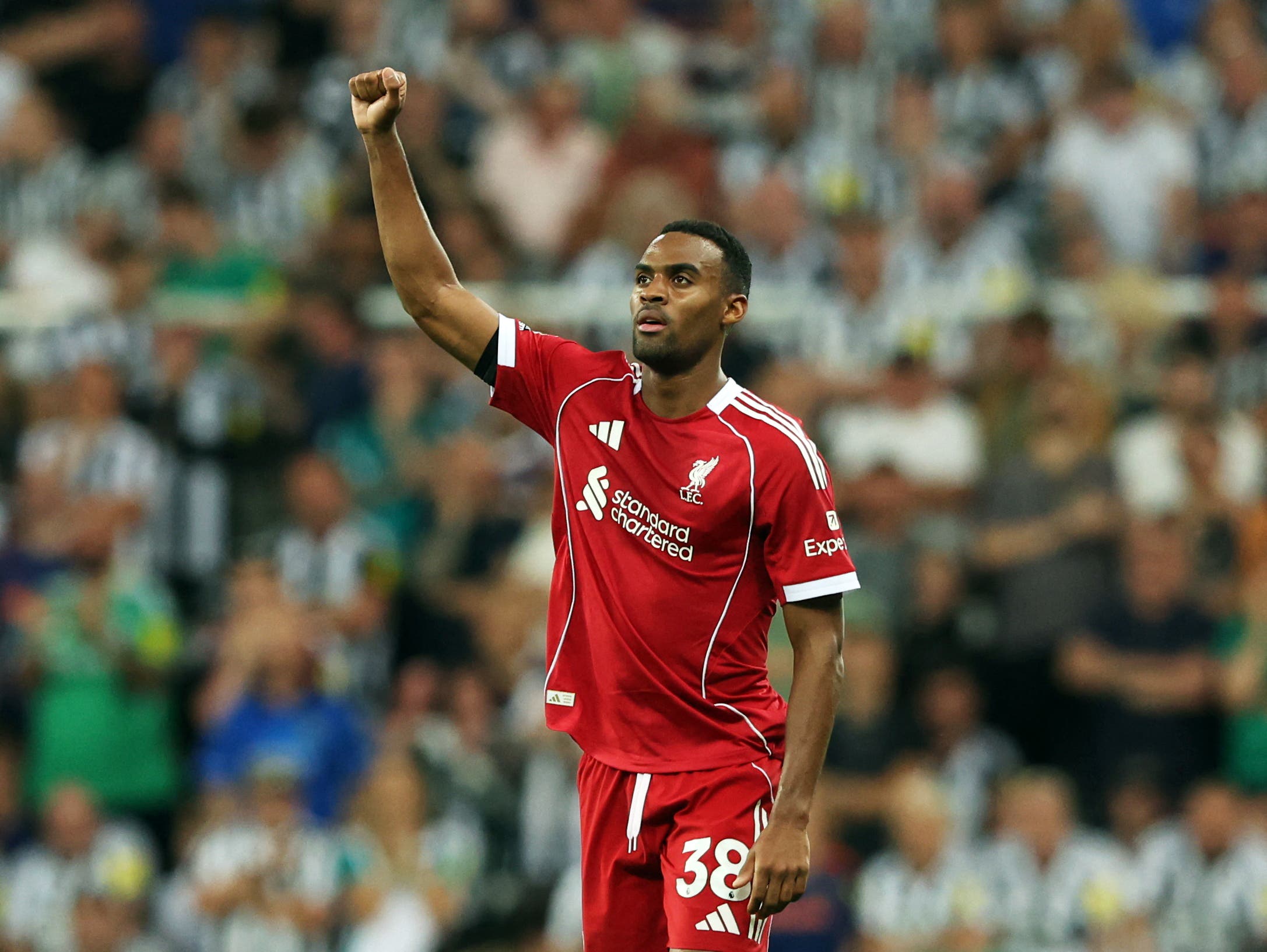 Soccer Football - Premier League - Newcastle United v Liverpool - St James' Park, Newcastle, Britain - August 25, 2025 Liverpool's Ryan Gravenberch celebrates scoring their first goal REUTERS/Scott Heppell EDITORIAL USE ONLY.