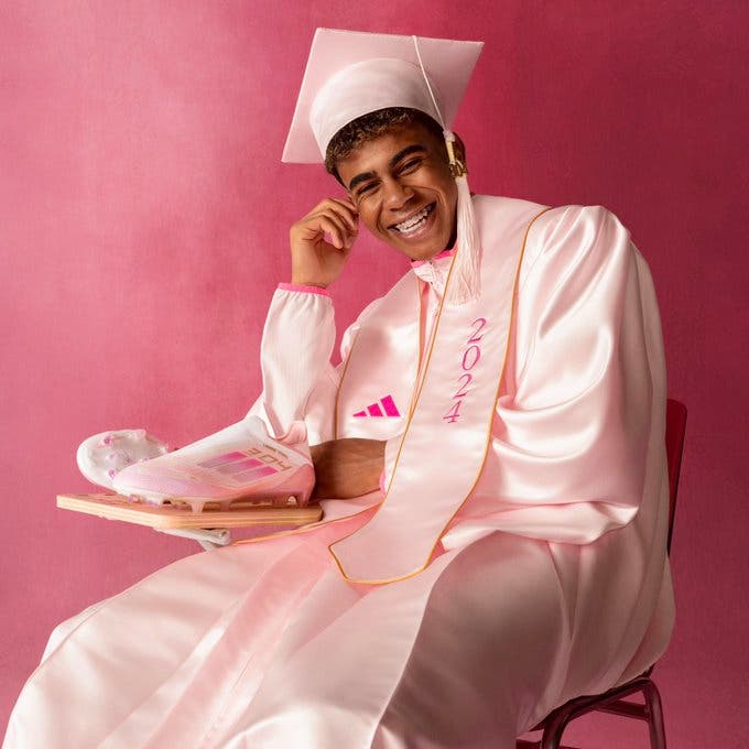 Las nuevas zapatillas de Lamine Yamal.