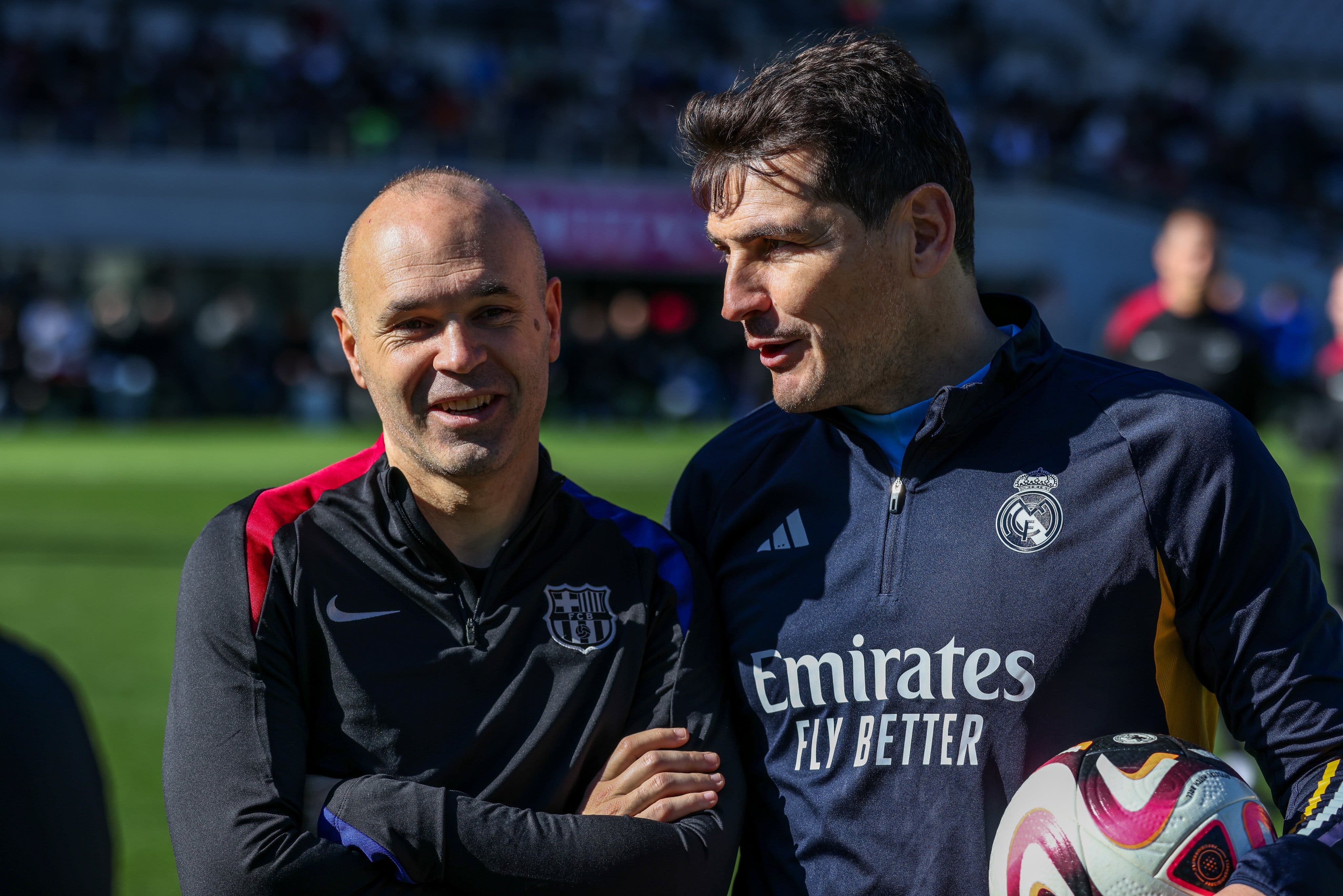 Andrés Iniesta Iker Casillas Barcelona vs Real Madrid