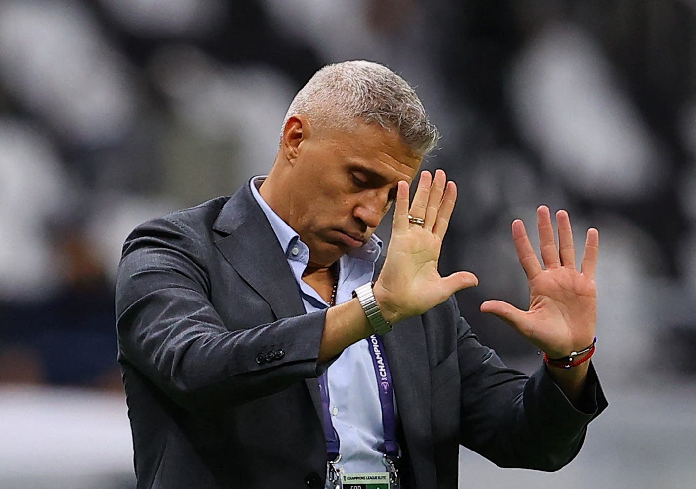 Soccer Football - Asian Champions League - Group B - Al Gharafa v Al Ain - Al Bayt Stadium, Al Khor, Qatar - October 1, 2024 Al-Ain coach Hernan Crespo reacts REUTERS/Ibraheem Al Omari
