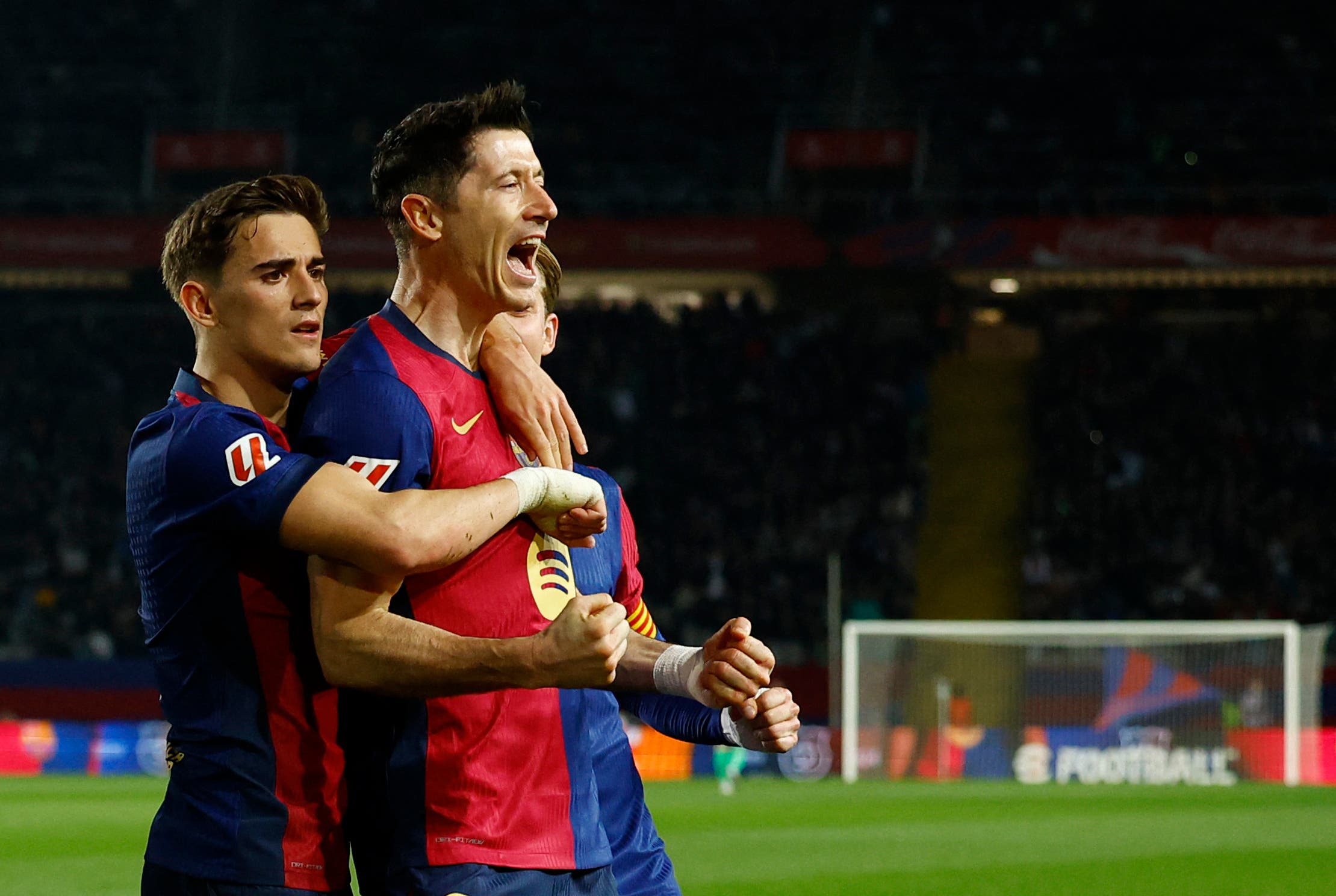 Gavi Lewandowski FC Barcelona