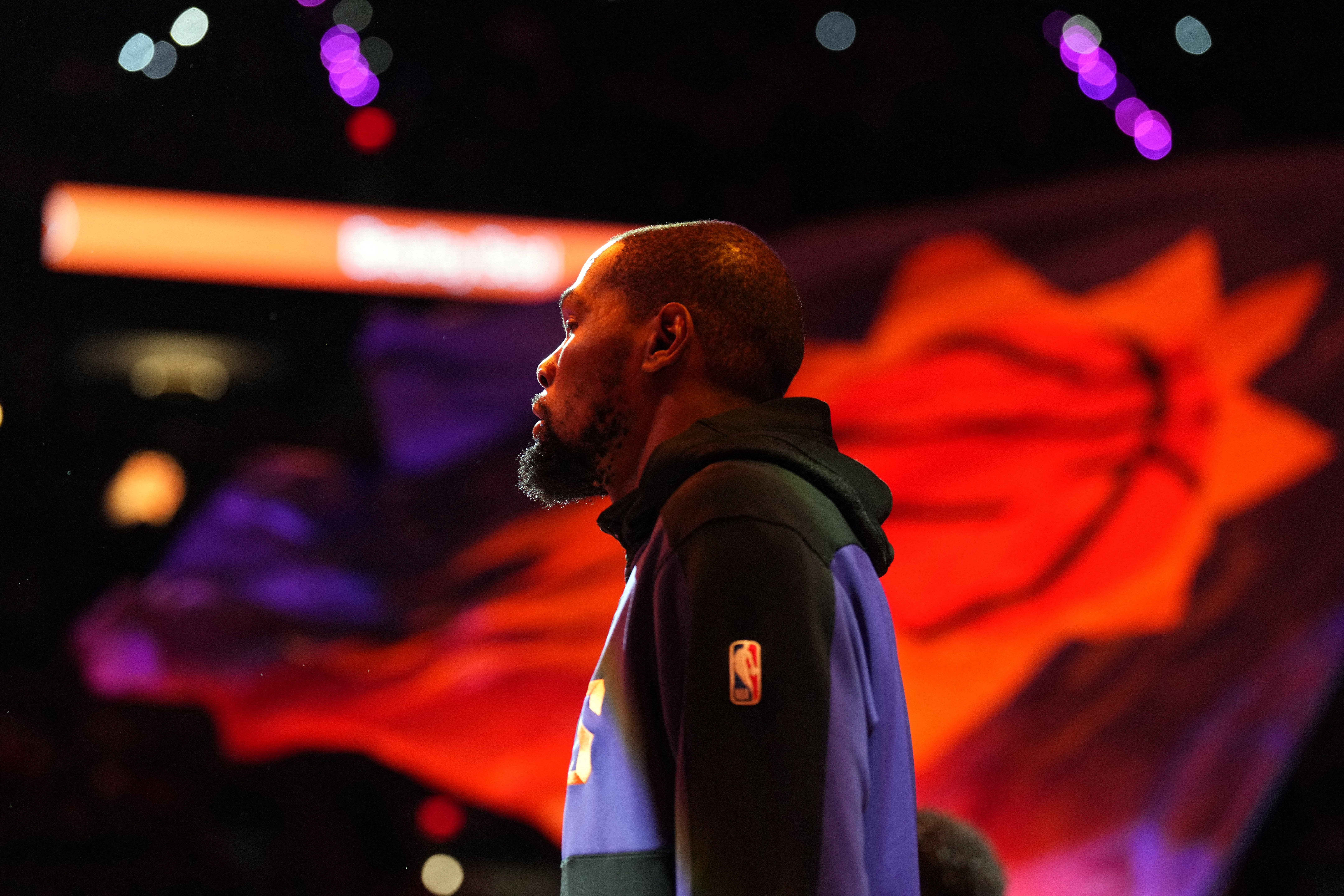 Phoenix Suns forward Kevin Durant entering the game against the Brooklyn Nets.