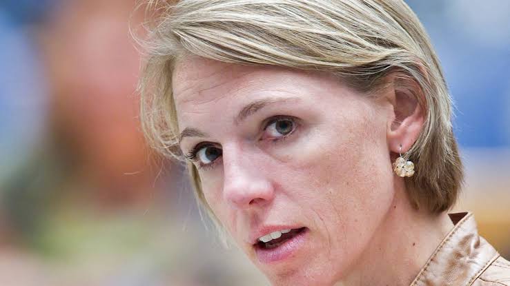 Mirjam Sterk