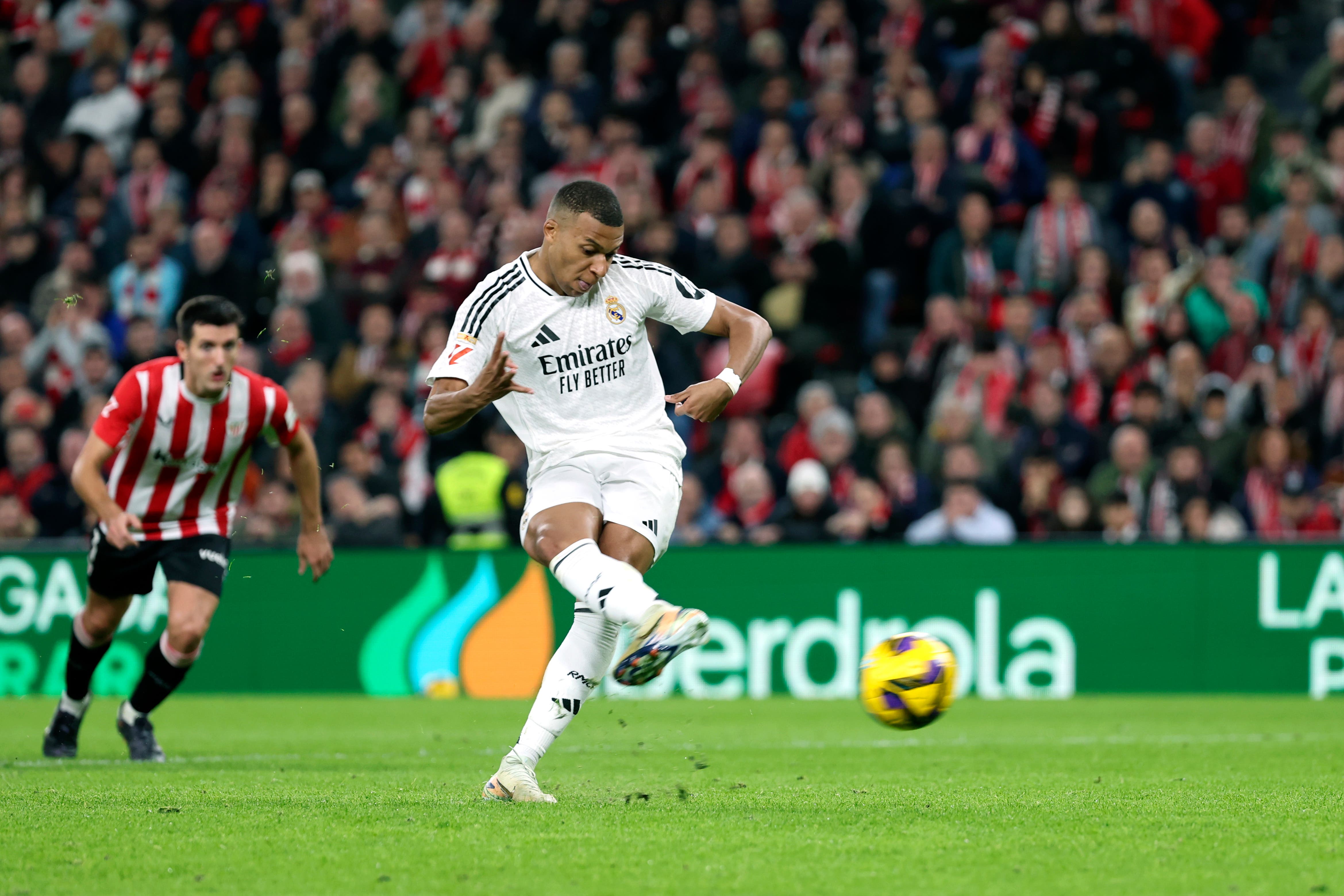 Kylian Mbappé missed penalty Athletic Club Real Madrid