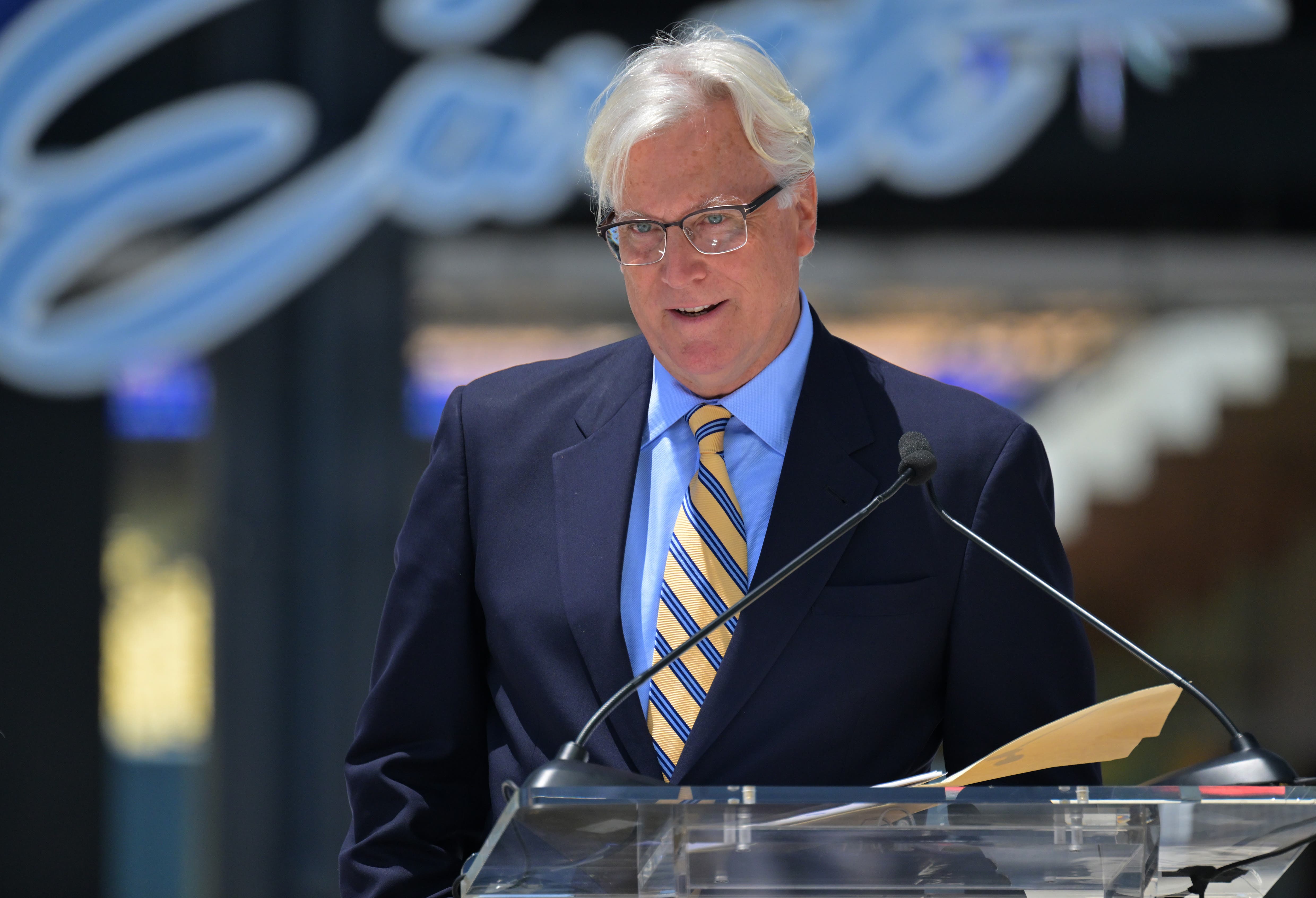 Mark Walter speaks at Los Angeles Dodgers ceremony.