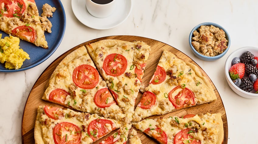 Sausage Gravy Breakfast Pizza