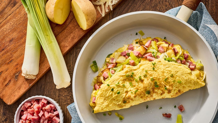 Diced Ham Omelet with Gruyère and Potato