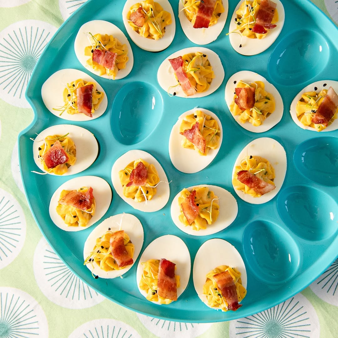 Spicy Deviled Eggs with Bacon